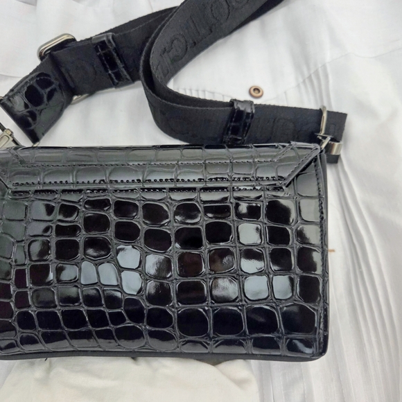 Christian Louboutin Black Croc-Embossed Women's Bag - Picture 3 of 16